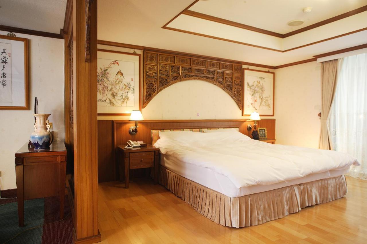 Kingdom Hotel Kota Hsinchu Bagian luar foto